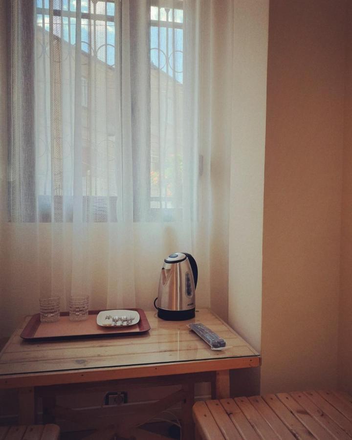 At Pikotiko'S - Korca City Rooms For Rent Экстерьер фото