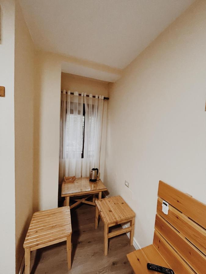 At Pikotiko'S - Korca City Rooms For Rent Экстерьер фото