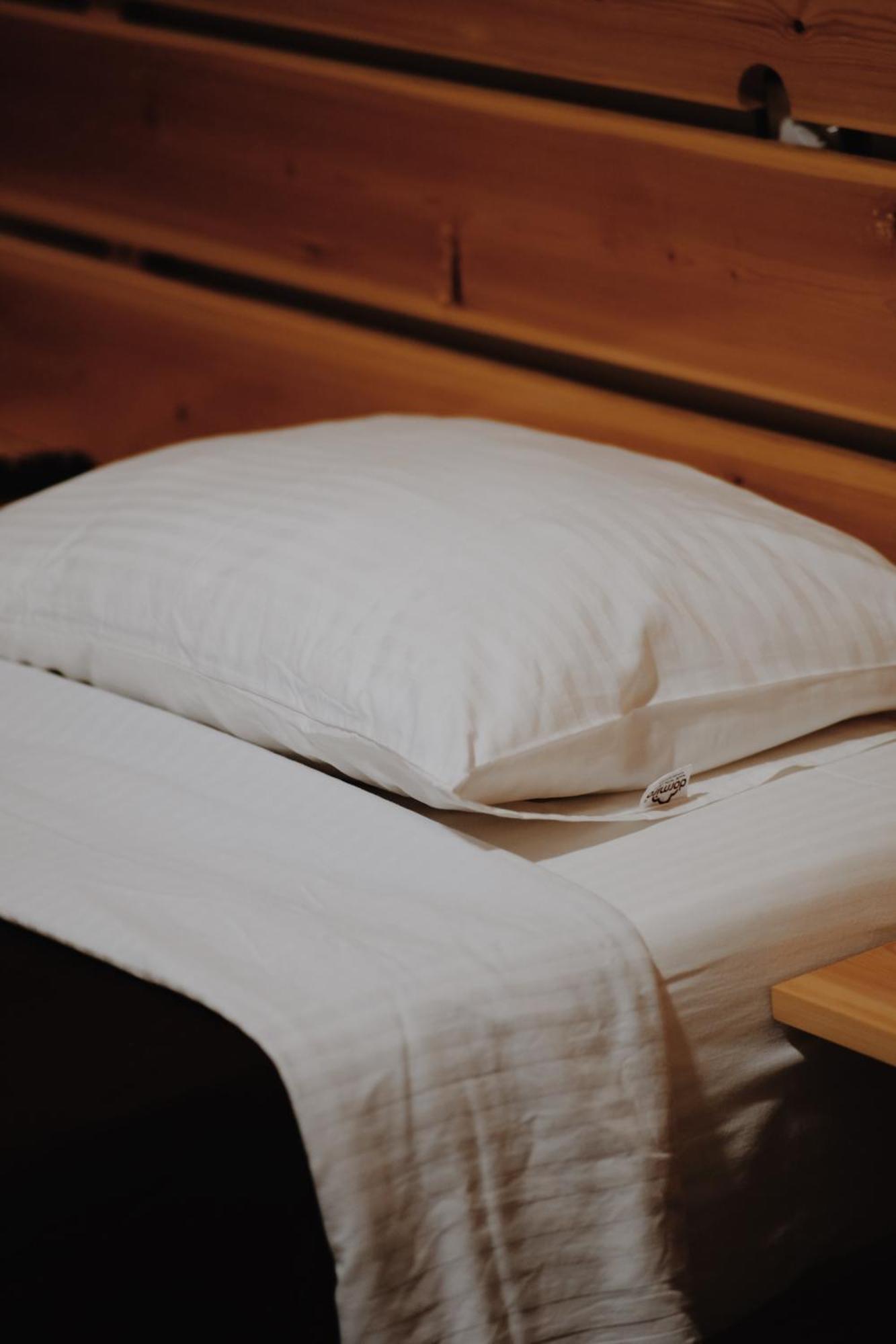 At Pikotiko'S - Korca City Rooms For Rent Экстерьер фото