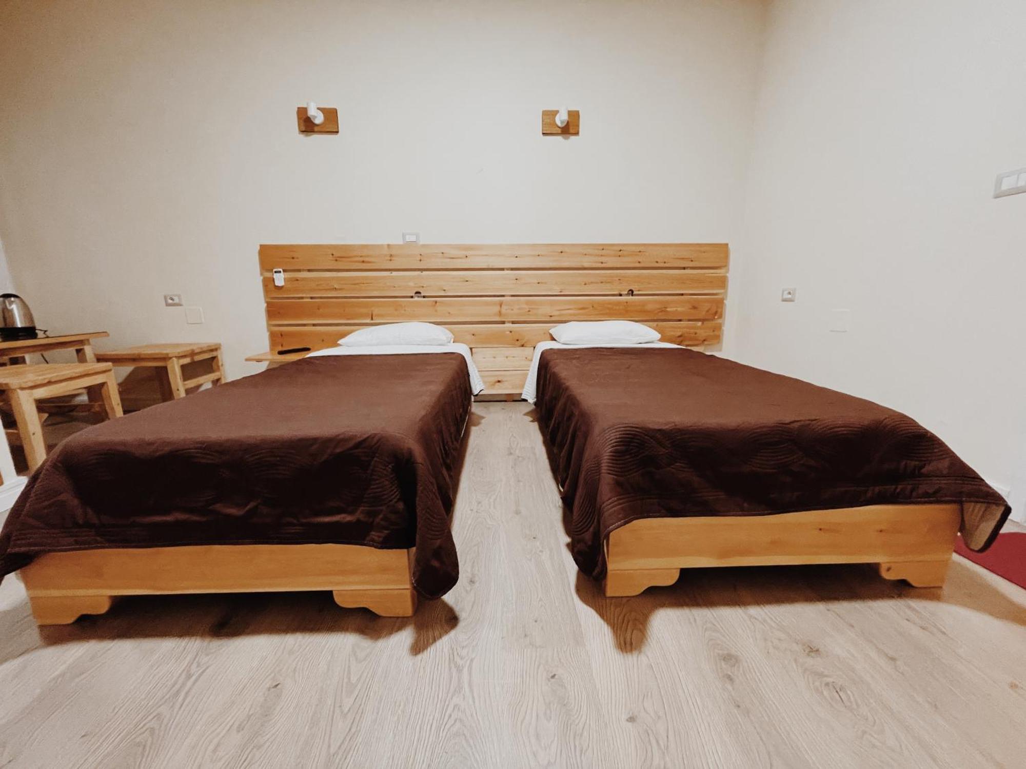 At Pikotiko'S - Korca City Rooms For Rent Экстерьер фото